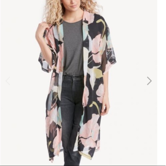 Sole Society Other - Sole Society TROPICAL FLORAL PRINT KIMONO SOLD OUT